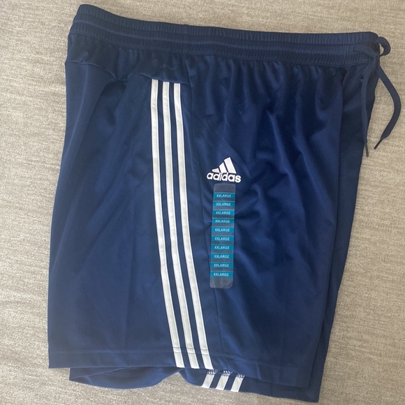 Adidas Aeroready blue 3 stripe shorts Size 2XL. NWT - Picture 6 of 9